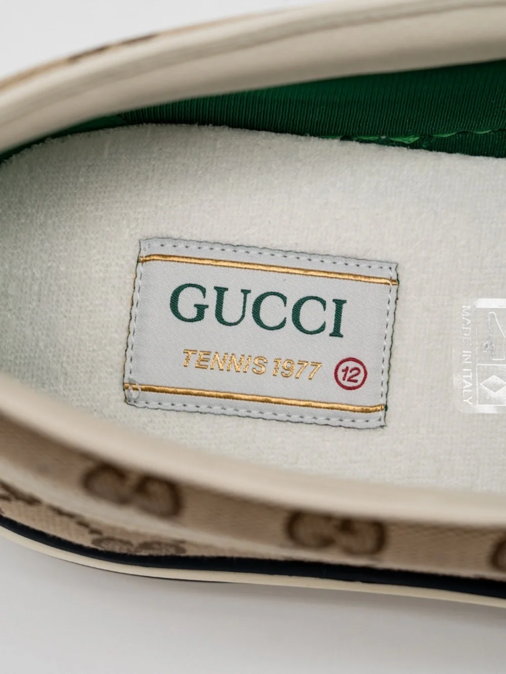 size 12G 12.5 US Gucci GG Supreme Loafers Sneakers Slip On Tennis Beige White - Picture 8 of 10